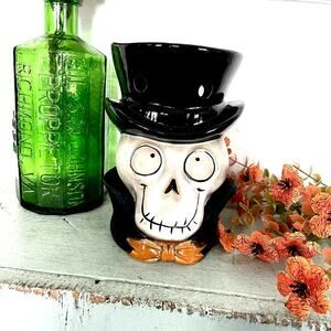 Yankee Candle Boney Bunch Halloween Skeleton Skull Head Candle Wax Tart Warmer